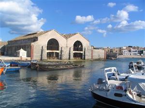 イタリア共和国　ファヴィニャーナ島